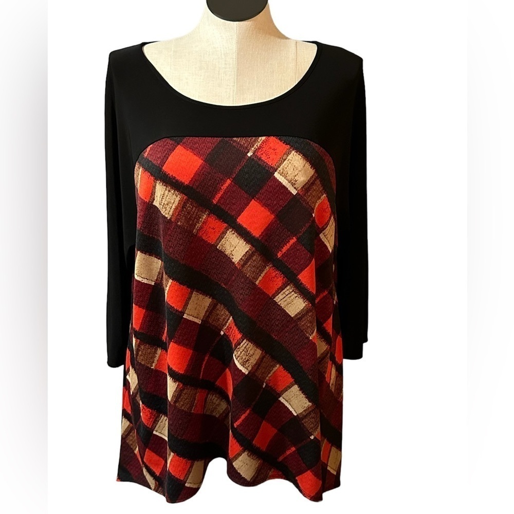 Perseption women’s size 3X dress shirt red black design